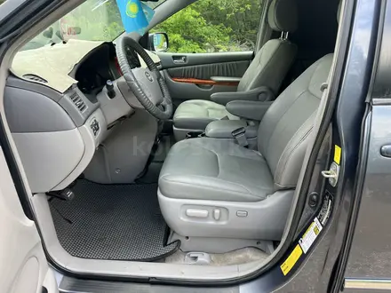 Toyota Sienna 2010 года за 10 000 000 тг. в Актобе – фото 9