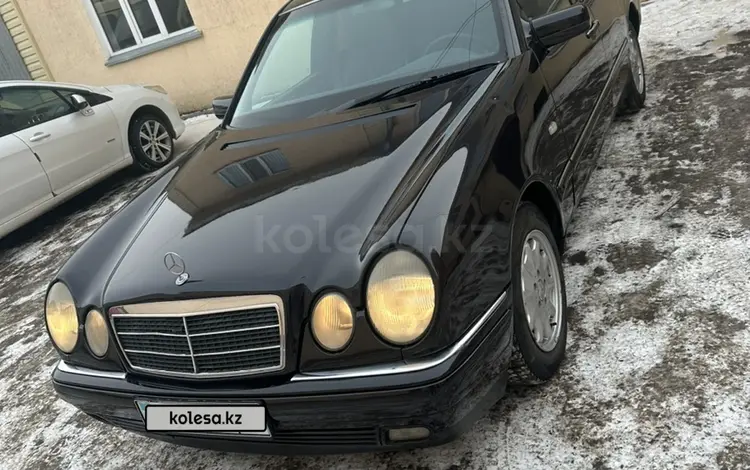 Mercedes-Benz E 200 1997 годаfor3 000 000 тг. в Кокшетау