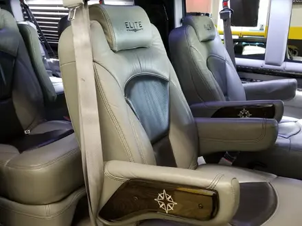 Chevrolet Express 2012 года за 35 000 000 тг. в Астана – фото 10
