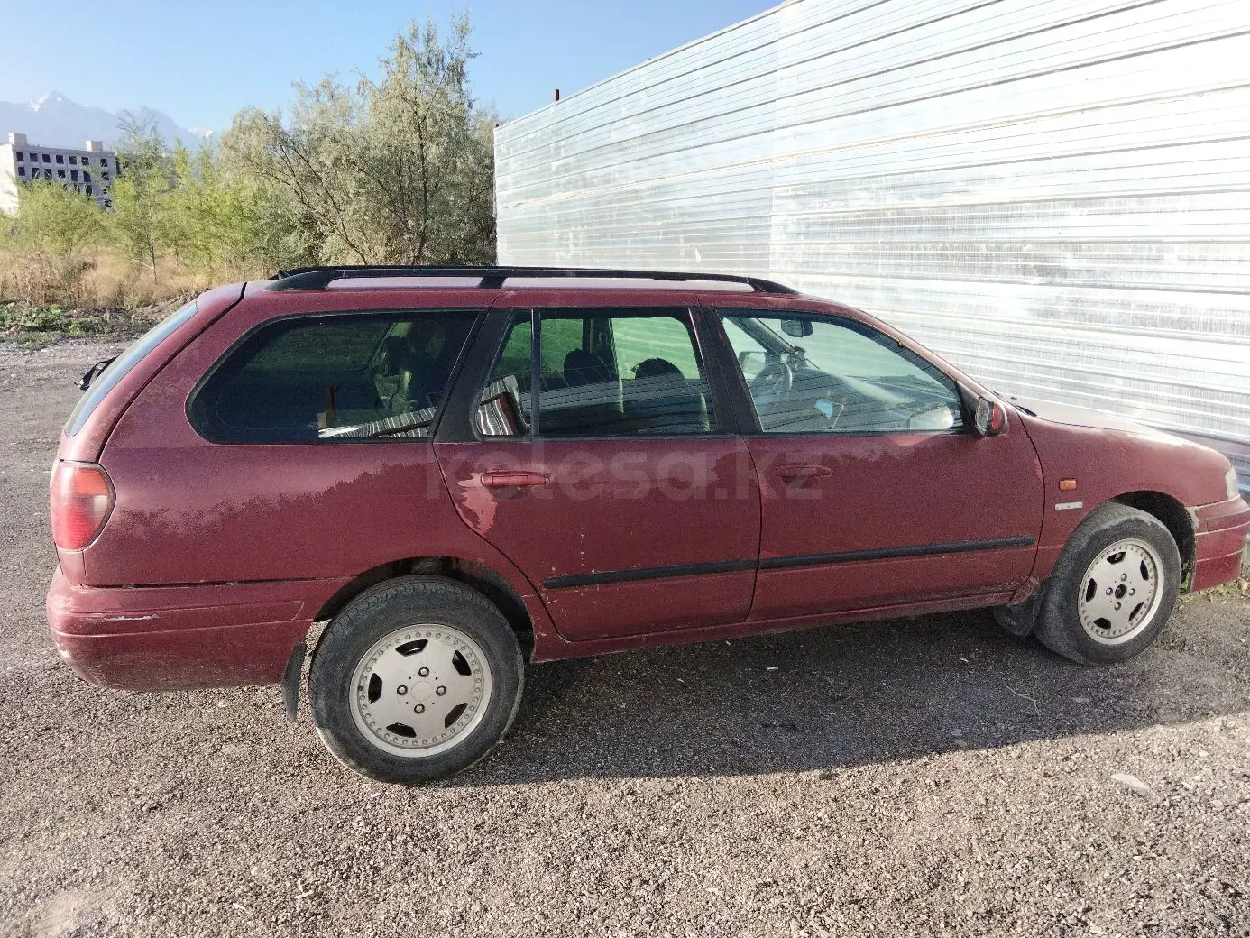 Nissan Primera, 1998