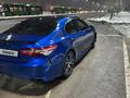 Toyota Camry 2020 года за 10 000 000 тг. в Алматы – фото 4