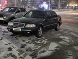 Mercedes-Benz C 180 1997 года за 2 200 000 тг. в Актобе