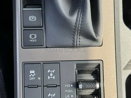 Toyota Land Cruiser Prado Prestige 2025 года за 44 000 000 тг. в Актобе – фото 5