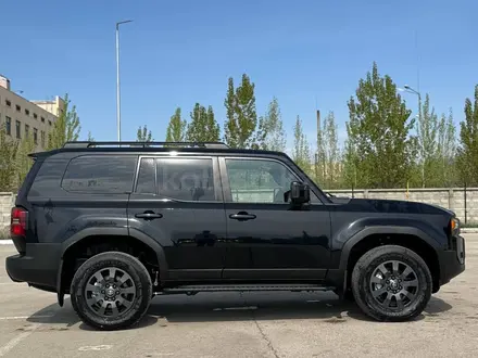 Toyota Land Cruiser Prado Prestige 2025 года за 44 000 000 тг. в Актобе – фото 3