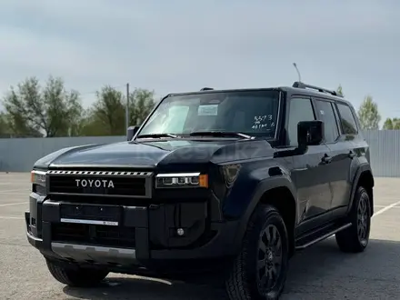 Toyota Land Cruiser Prado Prestige 2025 года за 44 000 000 тг. в Актобе – фото 2