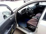 Hyundai Sonata 2006 года за 3 200 000 тг. в Астана – фото 2