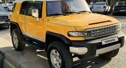 Toyota FJ Cruiser 2006 годаүшін13 200 000 тг. в Алматы – фото 2