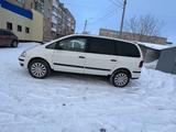 Volkswagen Sharan 2002 годаүшін2 800 000 тг. в Петропавловск