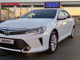 Toyota Camry 2015 года за 9 200 000 тг. в Шымкент – фото 2