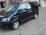 Volkswagen Multivan 2010 годаүшін12 000 000 тг. в Астана – фото 2