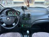 Chevrolet Aveo 2009 года за 2 400 000 тг. в Уральск – фото 5