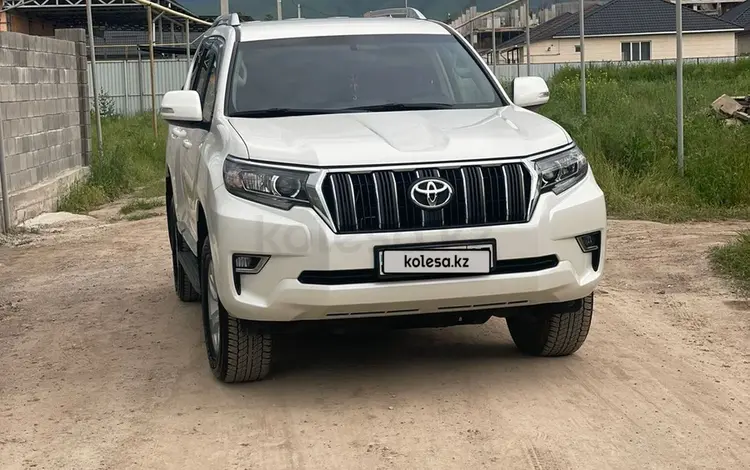 Toyota Land Cruiser Prado 2022 года за 33 000 000 тг. в Алматы