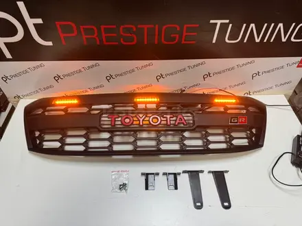 Решетка радиатора на Hilux 2005-08 дизайн GR за 45 000 тг. в Астана