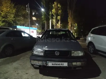 Volkswagen Vento 1992 года за 500 000 тг. в Тараз