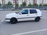 Volkswagen Golf 1994 года за 1 400 000 тг. в Шымкент – фото 2