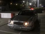 Mercedes-Benz E 230 1998 года за 2 300 000 тг. в Атырау – фото 5