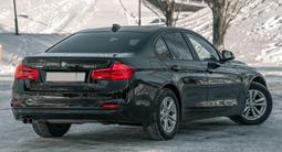 BMW 320 2017 годаfor13 500 000 тг. в Астана – фото 2