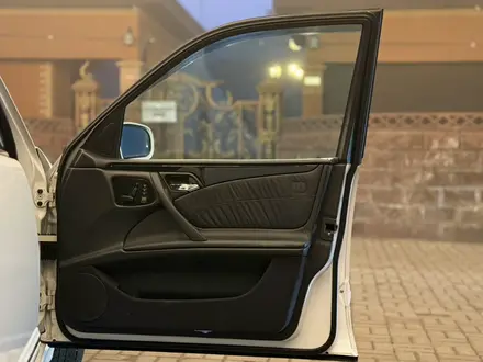 Mercedes-Benz E 320 2000 года за 7 200 000 тг. в Алматы – фото 20