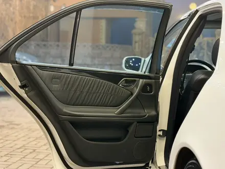 Mercedes-Benz E 320 2000 года за 7 200 000 тг. в Алматы – фото 21