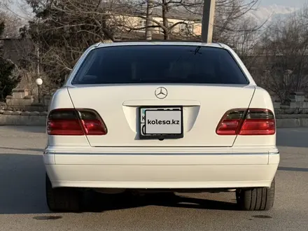 Mercedes-Benz E 320 2000 года за 7 200 000 тг. в Алматы – фото 11
