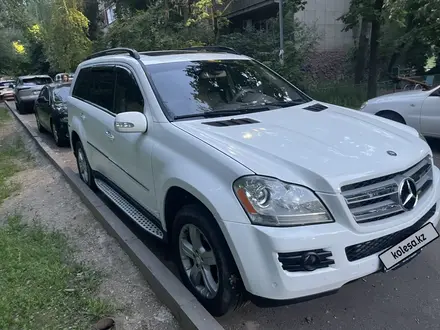 Mercedes-Benz GL 450 2006 года за 7 000 000 тг. в Алматы – фото 2