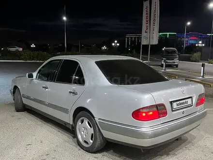 Mercedes-Benz E 280 1996 года за 2 800 000 тг. в Кызылорда – фото 6