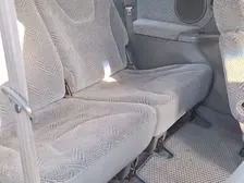 Mitsubishi Space Wagon, 2000