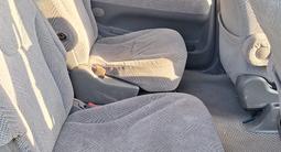 Mitsubishi Space Wagon 2000 года за 2 300 000 тг. в Алматы – фото 2