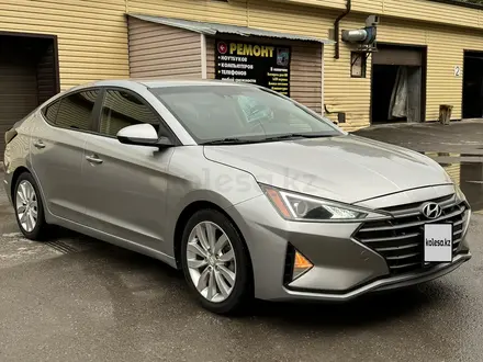 Hyundai Elantra 2020 года за 8 500 000 тг. в Астана – фото 2