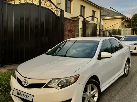 Toyota Camry 2013 года за 8 700 000 тг. в Шымкент