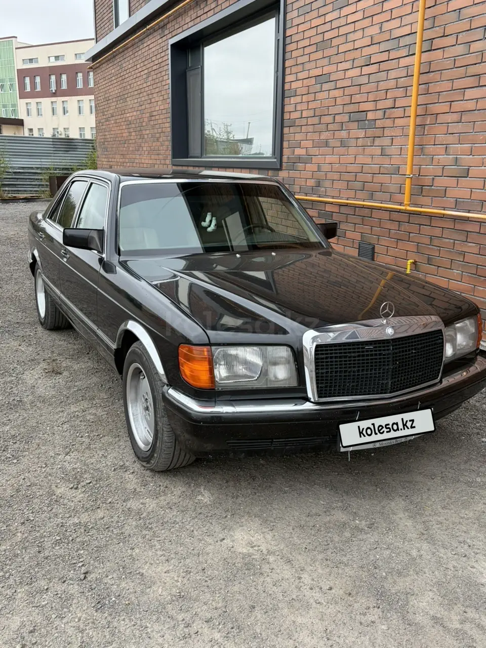 Mercedes-Benz S-Class, 1989