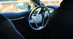 Toyota Camry 2018 года за 14 500 000 тг. в Алматы – фото 4
