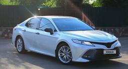 Toyota Camry 2018 года за 14 500 000 тг. в Алматы