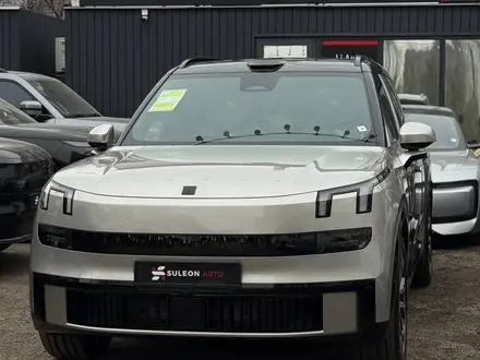 Lynk & Co 900 1.5T Ultra 2025 года за 25 500 000 тг. в Алматы – фото 3