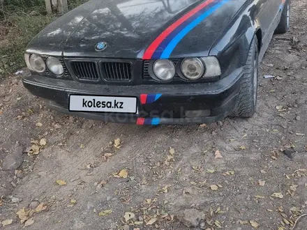 BMW 525 1991 года за 1 800 000 тг. в Алматы – фото 3