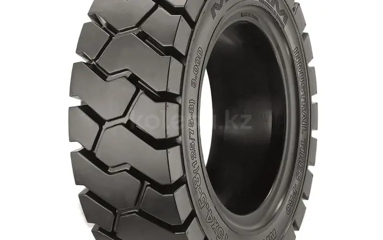 Шина массивная 4.00-8 MAXAM MS701 + STD за 32 000 тг. в Алматы