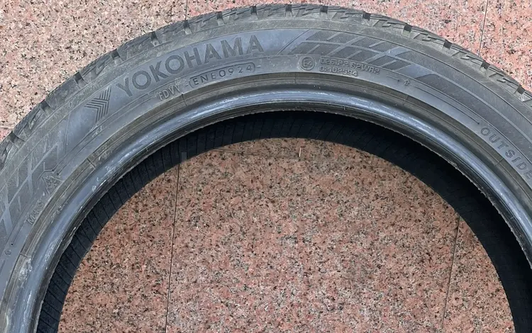 Зимние шины Yokohama Ice Guard iG60 235/45 R18 за 230 000 тг. в Алматы