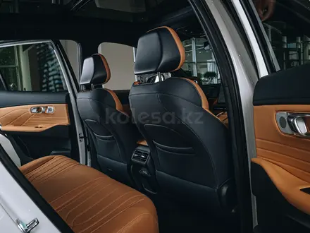 Geely Galaxy EX5 EM-i Max 2026 года за 12 990 000 тг. в Алматы – фото 17