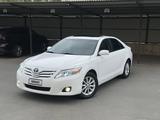 Toyota Camry 2010 года за 5 600 000 тг. в Актобе