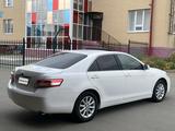 Toyota Camry 2010 года за 5 600 000 тг. в Актобе – фото 5