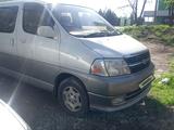 Toyota Grand Hiace 2001 года за 4 500 000 тг. в Алматы