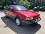 Volkswagen Passat 1990 годаүшін1 950 000 тг. в Алматы