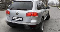 Volkswagen Touareg 2004 годаfor3 190 000 тг. в Тараз – фото 4