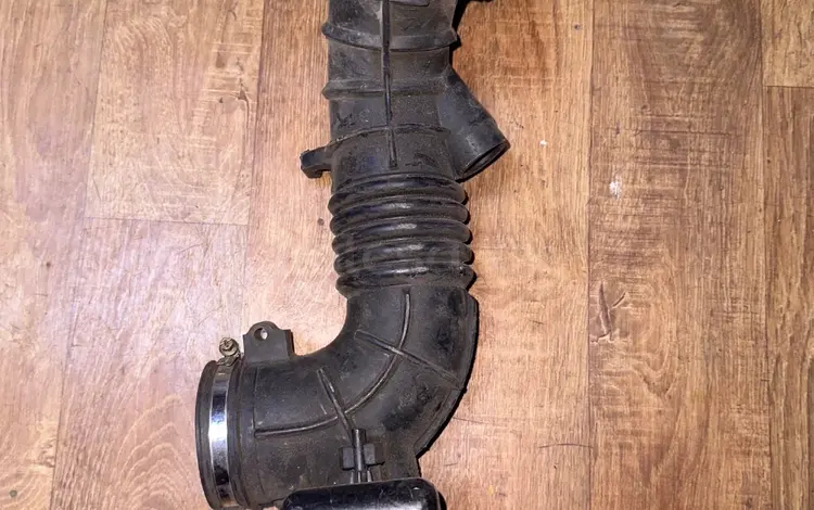 Гофра патрубок воздушного фильтра TOYOTA AVENSIS AZT250 17881-0H040 за 10 000 тг. в Астана