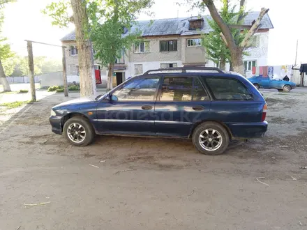 Mitsubishi Lancer 1993 года за 900 000 тг. в Петропавловск – фото 3