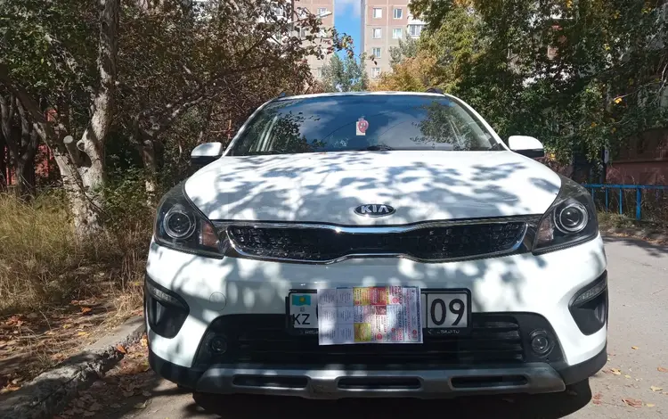 Kia Rio X-Line 2019 годаfor8 050 000 тг. в Караганда