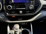 Toyota Highlander 2023 годаfor24 000 000 тг. в Уральск – фото 3