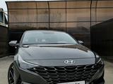 Hyundai Elantra 2022 года за 10 800 000 тг. в Алматы – фото 4
