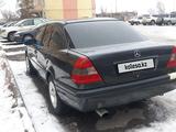 Mercedes-Benz C 180 1994 годаfor3 800 000 тг. в Петропавловск