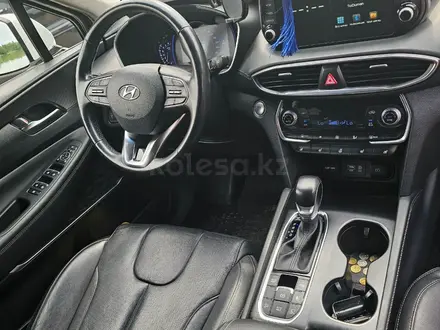 Hyundai Santa Fe 2019 года за 12 000 000 тг. в Астана – фото 5